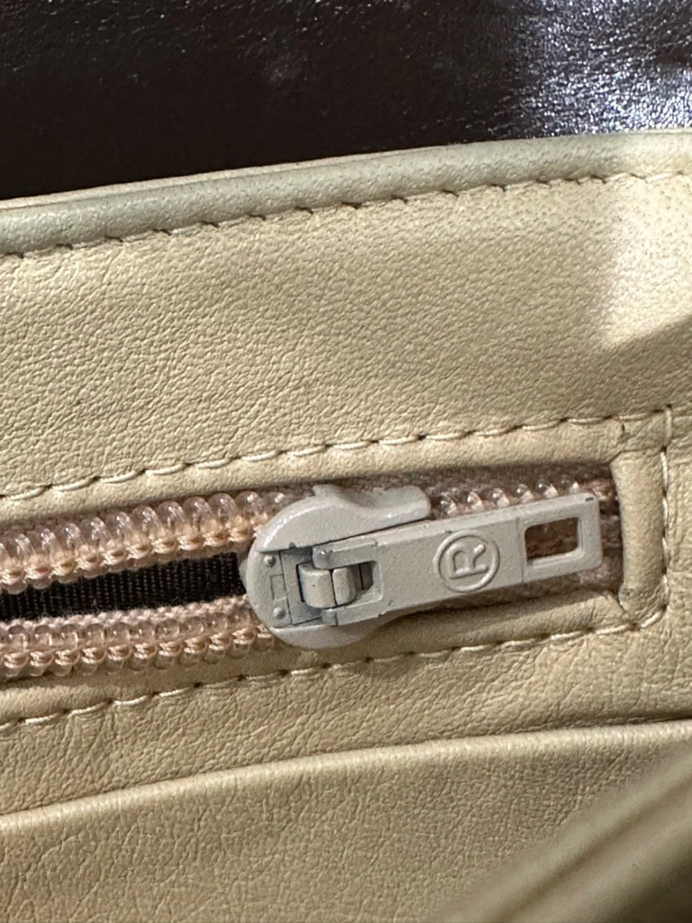 Vintage Loewe Anagram Leather Shoulder Bag Brown Spain Pre-LVMH Structured Flap - Picture 12 of 12